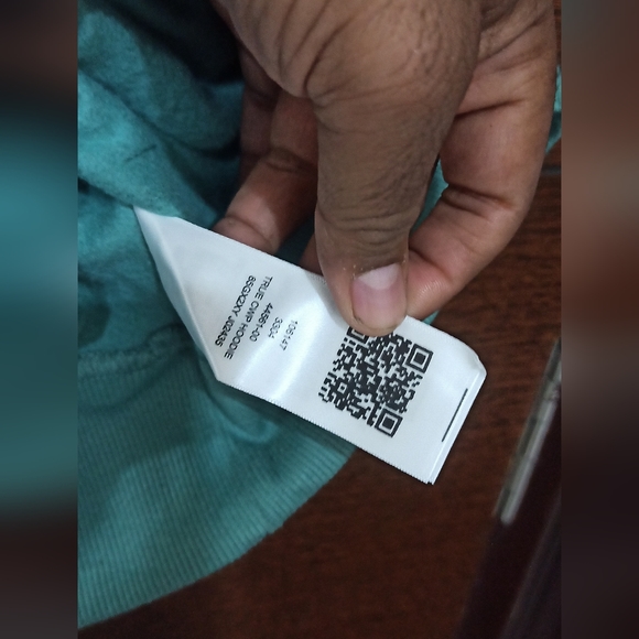 True Religion - Picture 5 of 6